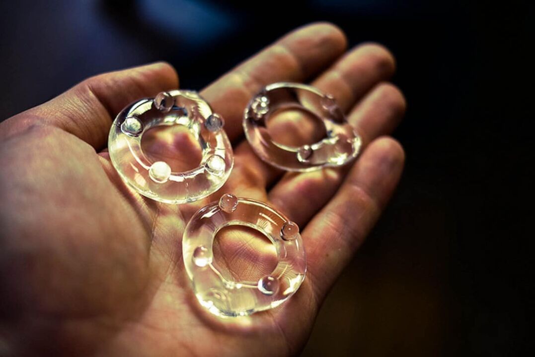 Anéis penianos - dispositivos para ereção e aumento da masculinidade